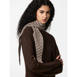 PIECES PIECES DAME TØRKLÆDE PCKOMMA Scarf Hot Fudge Whitecap Gray