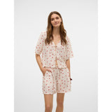 Vero Moda VERO MODA Damen Shorts VMODETTE Shorts Snow White Strawberry w. dots