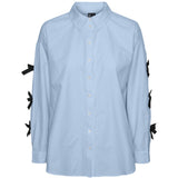 PIECES PIECES X DITTE ESTRUP X CILLE FJORD PCBELL SHIRT Restudsalg Nantucket Breeze BLACK BOWS
